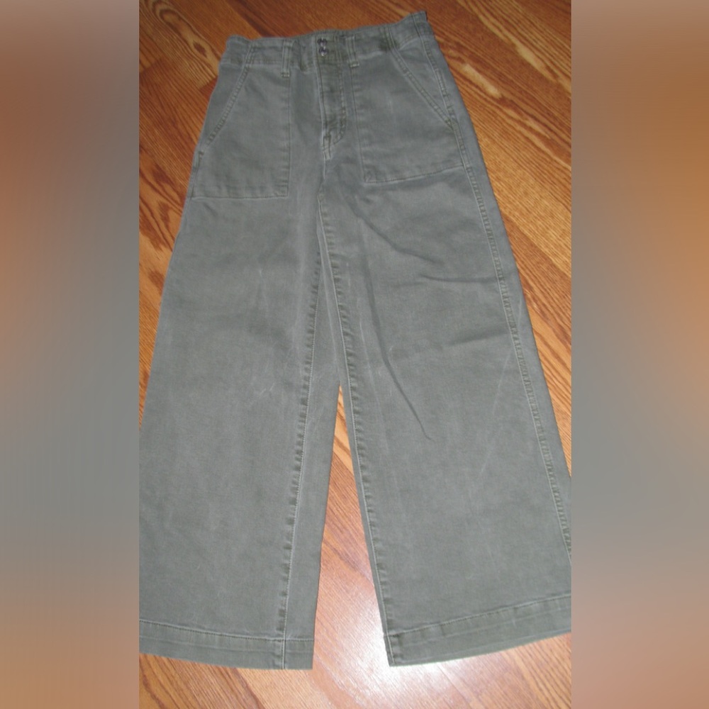 MISSES GAP WIDE LEG JEANS SIZE 0/25R SAGE GREEN